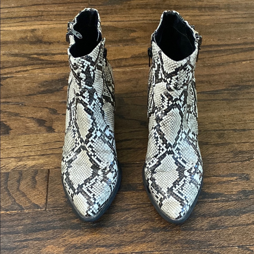 Snakeskin Guess Ankle Boots